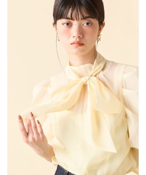 【たら】新品未使用タグ付きリリーブラウンラグランオーガンザボウタイブラウス リリーブラウン ♡ ラグランオーガンザボウタイブラウス DOT