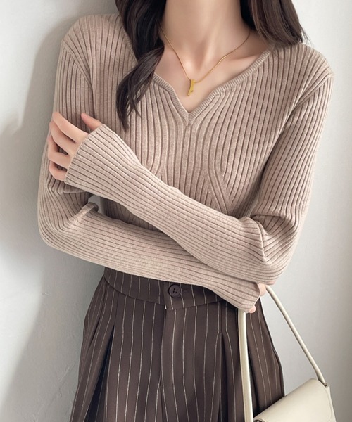 ABITOKYO(アビトーキョー)の「スキッパネックモチモチリブニットトップス(ニット/セーター・レディース・モカ/チャコールグレー/アイボリー/ブラック・M/L)」の4枚目の写真