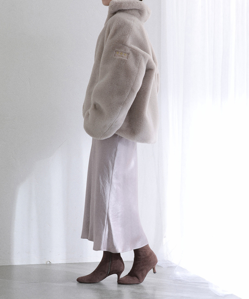 La TOTALITE（ラトータリテ）の「TATRAS/タトラス BARBRA ファーブルゾン（その他アウター・レディース・チャコールグレー/ブラウン/ピンク・38/36）」の5枚目の写真