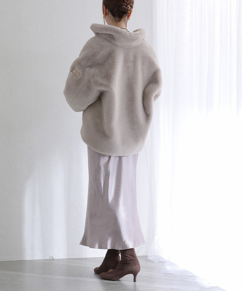 La TOTALITE（ラトータリテ）の「TATRAS/タトラス BARBRA ファーブルゾン（その他アウター・レディース・チャコールグレー/ブラウン/ピンク・38/36）」の6枚目の写真