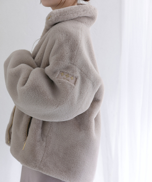 La TOTALITE（ラトータリテ）の「TATRAS/タトラス BARBRA ファーブルゾン（その他アウター・レディース・チャコールグレー/ブラウン/ピンク・38/36）」の8枚目の写真