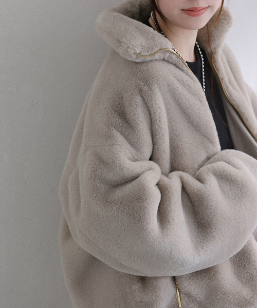 La TOTALITE（ラトータリテ）の「TATRAS/タトラス BARBRA ファーブルゾン（その他アウター・レディース・チャコールグレー/ブラウン/ピンク・38/36）」の10枚目の写真