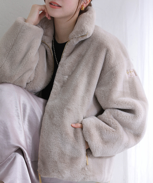 La TOTALITE（ラトータリテ）の「TATRAS/タトラス BARBRA ファーブルゾン（その他アウター・レディース・チャコールグレー/ブラウン/ピンク・38/36）」の11枚目の写真