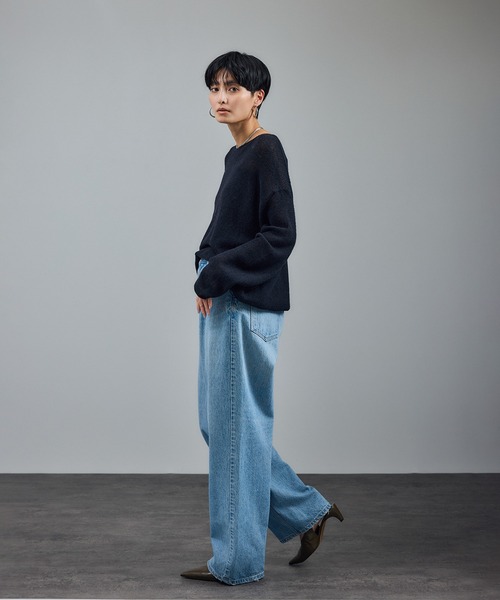 SALON adam et rope'（サロン アダム エ ロペ）の「シアーアルパカウールニットプルオーバー（ニット/セーター・レディース・ブラック/グレー/オフホワイト/サックスブルー・FREE）」の8枚目の写真