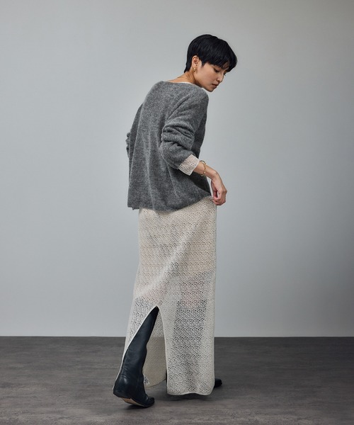 SALON adam et rope'（サロン アダム エ ロペ）の「シアーアルパカウールニットプルオーバー（ニット/セーター・レディース・ブラック/グレー/オフホワイト/サックスブルー・FREE）」の11枚目の写真