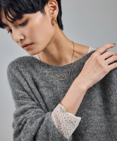 SALON adam et rope'（サロン アダム エ ロペ）の「シアーアルパカウールニットプルオーバー（ニット/セーター・レディース・ブラック/グレー/オフホワイト/サックスブルー・FREE）」の13枚目の写真