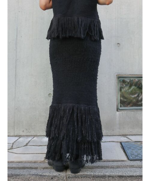 Ungrid(アングリッド)の「フリンジニットスカート(スカート・レディース・ブラック/アイボリー・FREE)」の5枚目の写真
