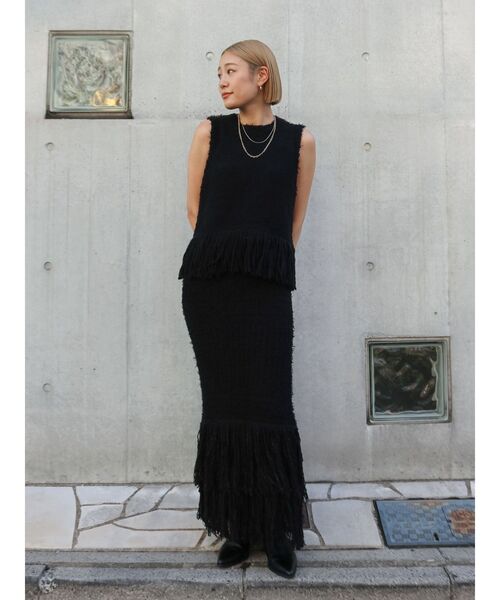 Ungrid(アングリッド)の「フリンジニットスカート(スカート・レディース・ブラック/アイボリー・FREE)」の9枚目の写真