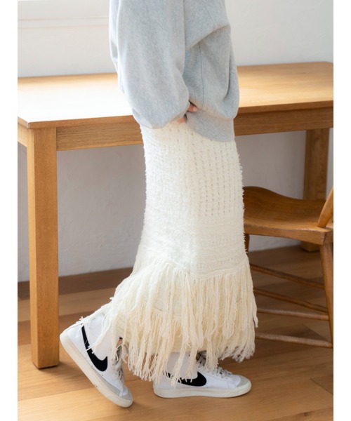 Ungrid(アングリッド)の「フリンジニットスカート(スカート・レディース・ブラック/アイボリー・FREE)」の20枚目の写真