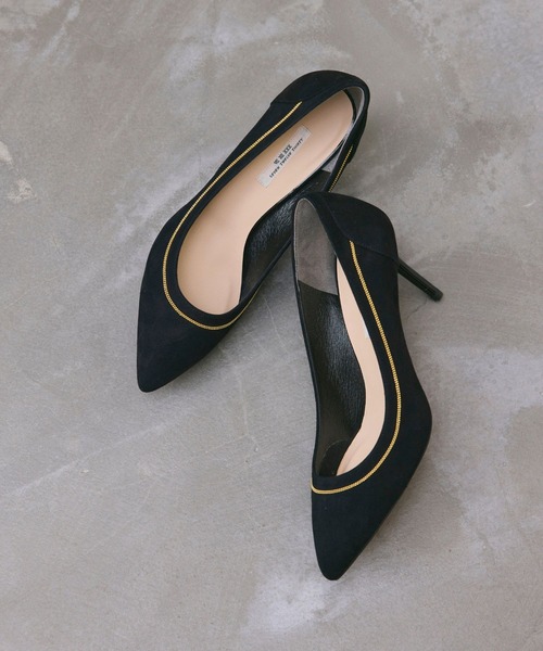 SEVEN TWELVE THIRTY（セヴントゥエルヴサーティー）の「Lovely Walk チェーンアクセントパンプス（パンプス・レディース・ブラック/ダークブラウン/ベージュ/ボルドー・22cm/22.5cm/23cm/23.5cm/24cm/24.5cm）」の6枚目の写真