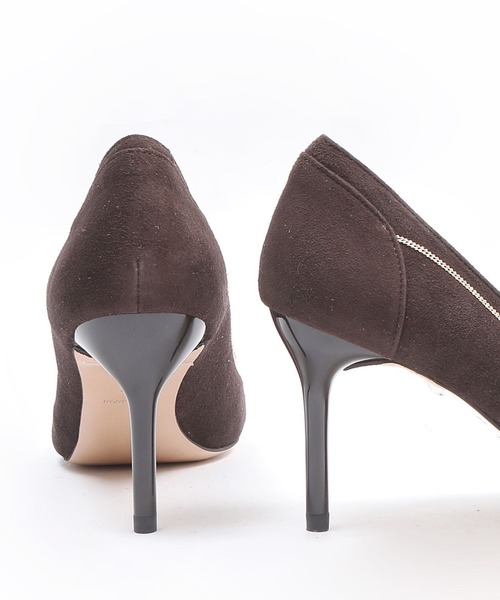 SEVEN TWELVE THIRTY（セヴントゥエルヴサーティー）の「Lovely Walk チェーンアクセントパンプス（パンプス・レディース・ブラック/ダークブラウン/ベージュ/ボルドー・22cm/22.5cm/23cm/23.5cm/24cm/24.5cm）」の14枚目の写真