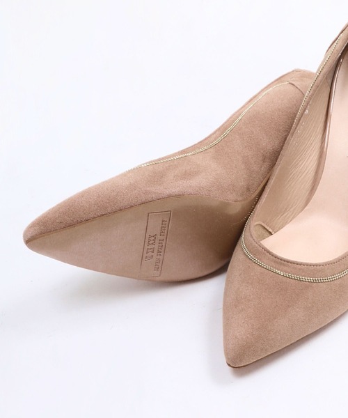 SEVEN TWELVE THIRTY（セヴントゥエルヴサーティー）の「Lovely Walk チェーンアクセントパンプス（パンプス・レディース・ブラック/ダークブラウン/ベージュ/ボルドー・22cm/22.5cm/23cm/23.5cm/24cm/24.5cm）」の21枚目の写真
