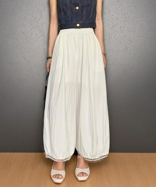 cammie(キャミー)の「ウエストギャザー裾レースバルーンパンツ(その他パンツ・レディース・オフホワイト/ブラック/ライトグレー・L/M)」の6枚目の写真