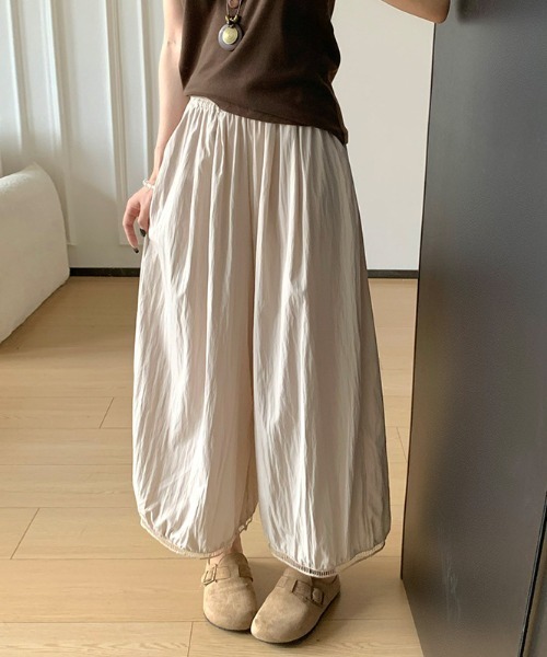 cammie(キャミー)の「ウエストギャザー裾レースバルーンパンツ(その他パンツ・レディース・オフホワイト/ブラック/ライトグレー・L/M)」の18枚目の写真