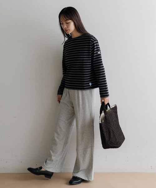 beej(ビージ)の「【WOMEN】beej dolly emb tote bag(トートバッグ・レディース・ベージュ/ブラウン・FREE)」の3枚目の写真