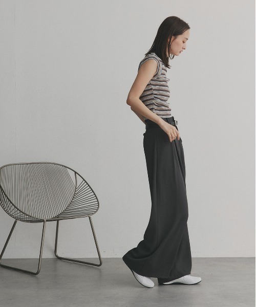 ad thie（アドティエ）の「フロントタック ワイドスラックス（スラックス・レディース・グレー/ブラック/アイボリー・FREE）」の10枚目の写真