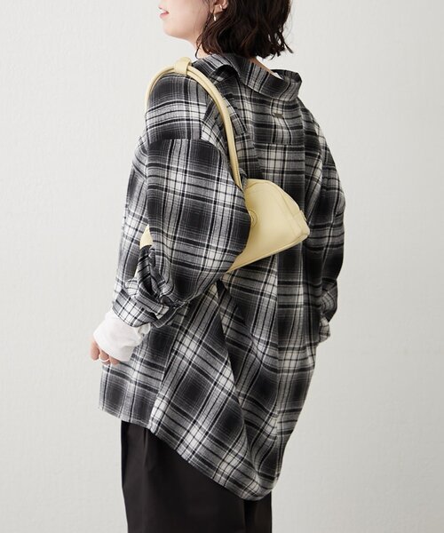 NUNIFE(ユニフィー)の「【NUNIFE】BIGチェックシャツ(シャツ/ブラウス・レディース・グレー/ブルー/ブラック/ブラウン・FREE)」の15枚目の写真