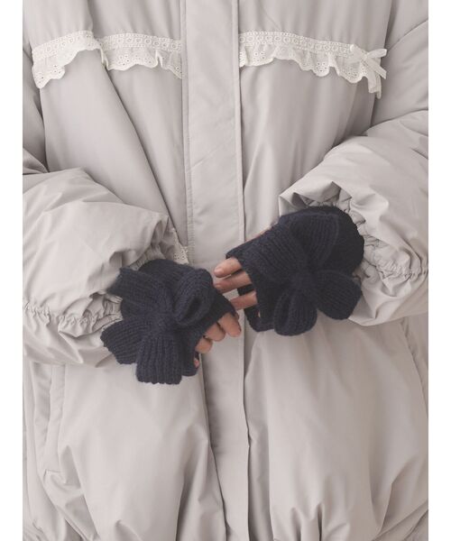 merry jenny（メリージェニー）の「りぼんりぼんニットグローブ（手袋・レディース・ピンク/ネイビー/アイボリー・FREE）」の13枚目の写真