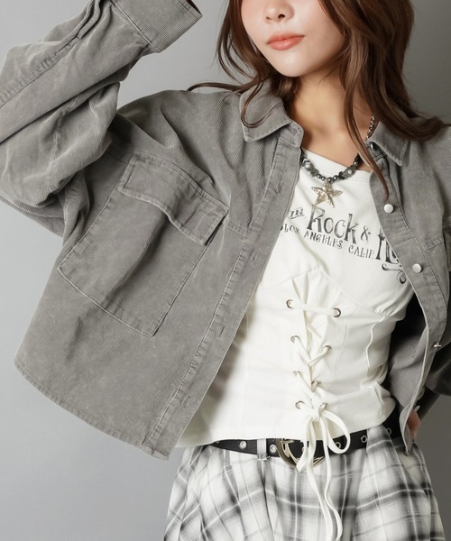 SPINNS（スピンズ）の「スタイルUP★ヴィンテージ加工ショートシャツ/ケミカル（シャツ/ブラウス・レディース・グレー/キャメル/チャコール・ONESIZE）」の19枚目の写真