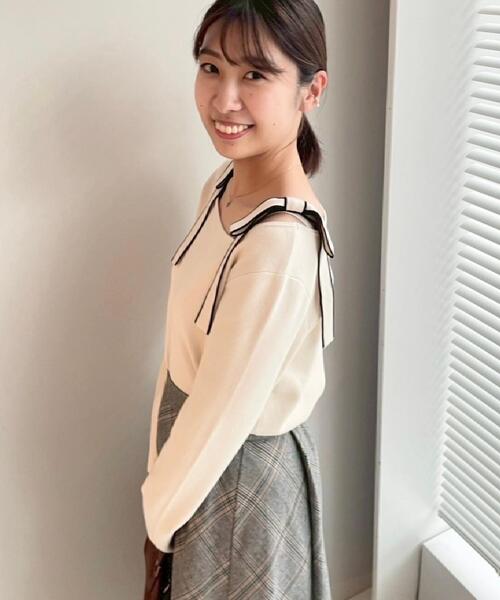 couture brooch（クチュールブローチ）の「【着映え・フェミニン・高見え】配色リボン総針ニットトップス（ニット/セーター・レディース・ブラウン系その他/ブラック/アイボリー・38/36/42）」の12枚目の写真