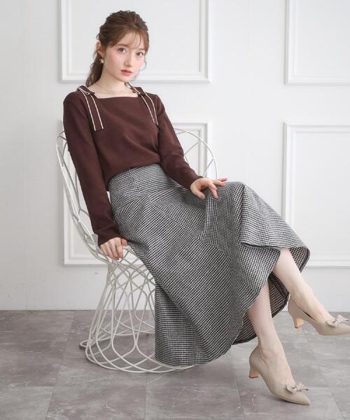 couture brooch(クチュールブローチ)の「【着映え・フェミニン・高見え】配色リボン総針ニットトップス(ニット/セーター・レディース・ブラウン系その他/ブラック/アイボリー・38/36/42)」の14枚目の写真