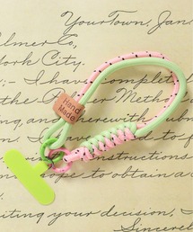 M2SUQARED（エムツースクエア）の「【M2SUQARED/エムツースクエア】カラーブレイド スマホハンドストラップ／編み込みデザイン マルチカラー ユニセックス（スマホグッズ）」