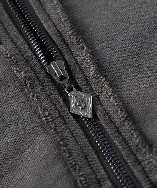 SUPPLIER(サプライヤー)の「SUPPLIER/サプライヤー Fleur Leather Patch hoodie フーディー スウェット トレーナー(パーカー・メンズ・ブラック/ベージュ・M/L/XL)」の7枚目の写真