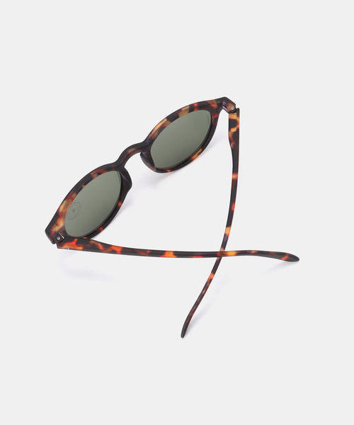 IZIPIZI(イジピジ)の「【IZIPIZI / イジピジ】 SUN Polarized #D(サングラス・レディース・ブラウン・FREE)」の2枚目の写真