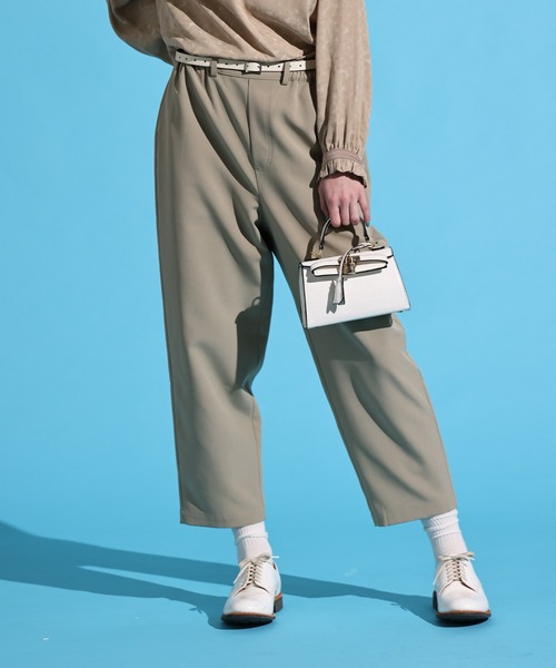 Kelen(ケレン)の「「KELEN / ケレン」テーパードトラウザー(その他パンツ・レディース・ブラック/サックスブルー/オフホワイト/ベージュ・S/M)」の3枚目の写真