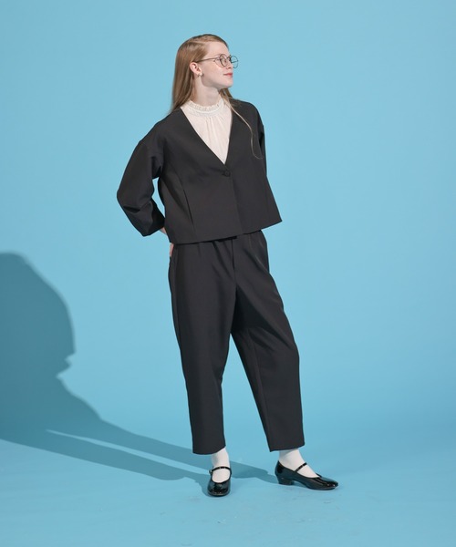 Kelen(ケレン)の「「KELEN / ケレン」テーパードトラウザー(その他パンツ・レディース・ブラック/サックスブルー/オフホワイト/ベージュ・S/M)」の15枚目の写真