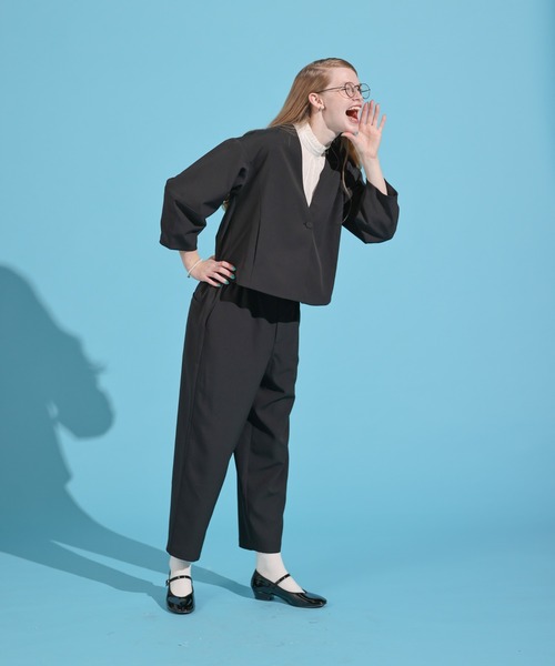 Kelen(ケレン)の「「KELEN / ケレン」テーパードトラウザー(その他パンツ・レディース・ブラック/サックスブルー/オフホワイト/ベージュ・S/M)」の16枚目の写真