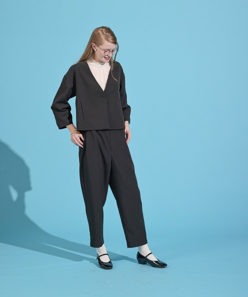 Kelen(ケレン)の「「KELEN / ケレン」テーパードトラウザー(その他パンツ・レディース・ブラック/サックスブルー/オフホワイト/ベージュ・S/M)」の17枚目の写真