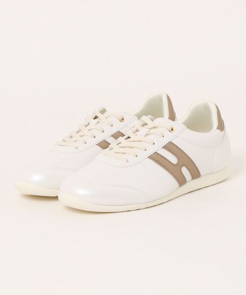 Hawkins(ホーキンス)の「HAWKINS ホーキンス BRENDA ローカットスニーカー HW20399 PEARL CP(スニーカー・レディース・ホワイト・7h/7/6h/6/8/5h)」の1枚目の写真