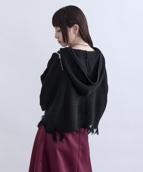 Ellno de Mavie(エルノデメヴィ)の「ショルダージップダメージニットフーディ(パーカー・レディース・パープル/ブラック・FREE)」の15枚目の写真