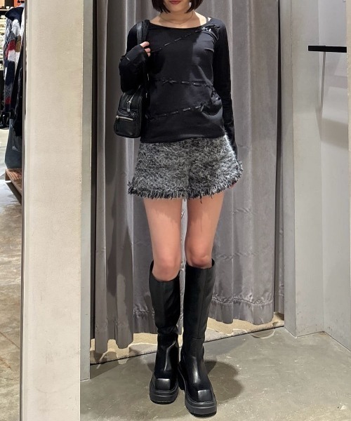 SLY（スライ）の「SWITCHING CUT TOPS スウィッチング カット トップス 秋服 冬服（Tシャツ/カットソー・レディース・ブラック/ネイビー/アイボリー・FREE）」の21枚目の写真