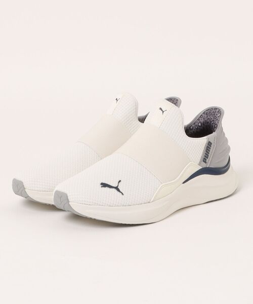 PUMA(プーマ)の「【PUMA】プーマ SOFTRIDE HARMONY LEO EASE IN(ソフトライド ハーモニー レオ イーズイン)スリッポンスニーカー 312809(スニーカー・レディース・ブラック×ゴールド/ホワイト×グレー・22.5cm/23.5cm/24.5cm/23.0cm/24.0cm/25.0cm)」の1枚目の写真