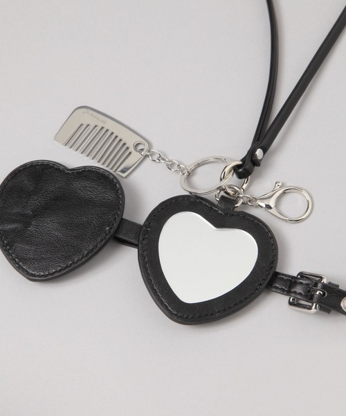 JEANASIS（ジーナシス）の「ミラー&クシチャーム/603977（キーホルダー・レディース・ブラウン/レッド/ベージュ/ブラック・FREE）」の8枚目の写真