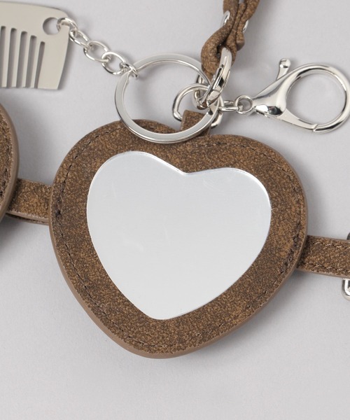 JEANASIS（ジーナシス）の「ミラー&クシチャーム/603977（キーホルダー・レディース・ブラウン/レッド/ベージュ/ブラック・FREE）」の16枚目の写真