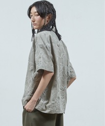 Dulcamara（ドゥルカマラ）の「ラフステッチコードポケッ トショートSLシャツ（シャツ/ブラウス）」