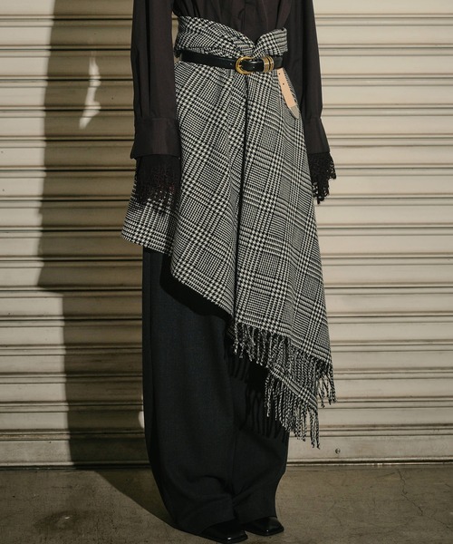 LE CIEL BLEU(ルシェルブルー)の「オーバーサイズウールスカーフ / Oversized Wool Scarf(ストール/ショール・レディース・グレー・36)」の8枚目の写真