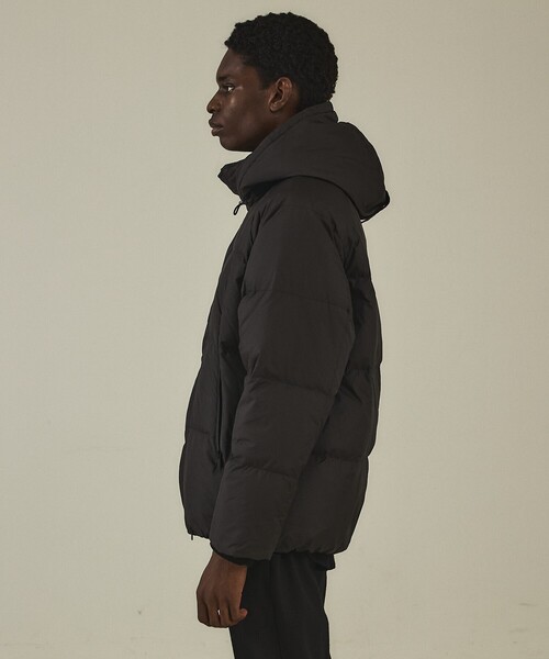 DESIGNWORKS（デザインワークス）の「【軽量 / 撥水】ショート ダウンジャケット（ダウンジャケット/コート・メンズ・ブラック/ライトグレー・46/48/50）」の10枚目の写真