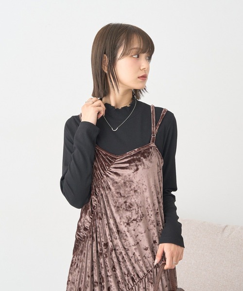earth music&ecology(アースミュージックアンドエコロジー)の「クラッシュベロアシャーリングワンピース(ワンピース・レディース・ホワイト系その他2/ブラウン・FREE)」の14枚目の写真