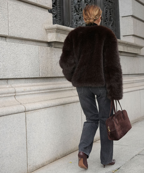 Deuxieme Classe（ドゥーズィエムクラス）の「*Anna Fur ジャケット（その他アウター・レディース・ブラウン・FREE）」の18枚目の写真