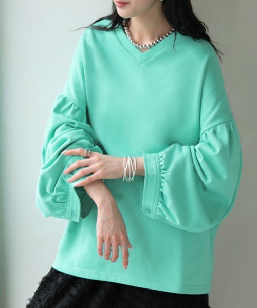 HUG.U(ハグユー)の「ぽわん袖VネックロンT(Tシャツ/カットソー・レディース・ブラック/ライトブルー/ライトグレー/ホワイト/ピンク/ミント・FREE)」の4枚目の写真