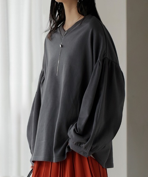 HUG.U(ハグユー)の「ぽわん袖VネックロンT(Tシャツ/カットソー・レディース・ブラック/ライトブルー/ライトグレー/ホワイト/ピンク/ミント・FREE)」の14枚目の写真