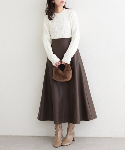 natural couture（ナチュラルクチュール）の「袖口パールもちふわニット（ニット/セーター・レディース・ミント/レッド/オフホワイト/ブラック・FREE）」の8枚目の写真