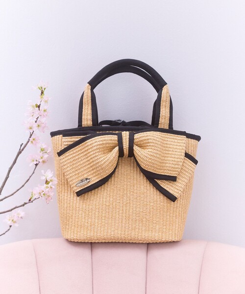 TOCCA(トッカ)の「BIG RIBBON SUMMER POCHETTE かごバッグ(かごバッグ・レディース・ベージュ系/ブラック系・F)」の5枚目の写真