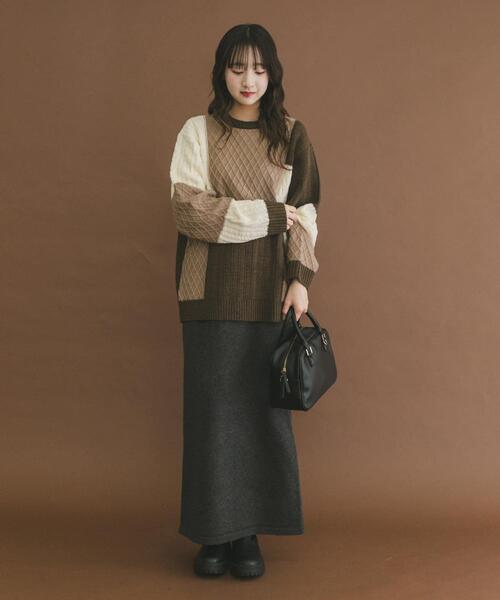 ITEMS URBANRESEARCH(アイテムズ アーバンリサーチ)の「編地切替 クルーネック ニット(ニット/セーター・メンズ・ブラック/ベージュ・MEDIUM/LARGE)」の11枚目の写真