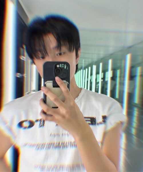 LECYTO（レシト）の「Destroyed Oversized Logo T-Shirt_[White]（Tシャツ/カットソー・メンズ・ホワイト・ONE SIZE）」の5枚目の写真