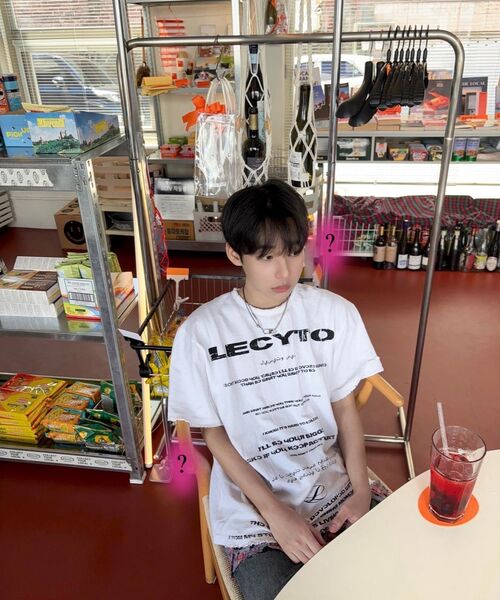 LECYTO（レシト）の「Destroyed Oversized Logo T-Shirt_[White]（Tシャツ/カットソー・メンズ・ホワイト・ONE SIZE）」の13枚目の写真